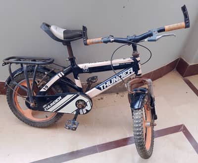 USED CYCLE FOR SELL FOR 8-10 YEARS KIDS