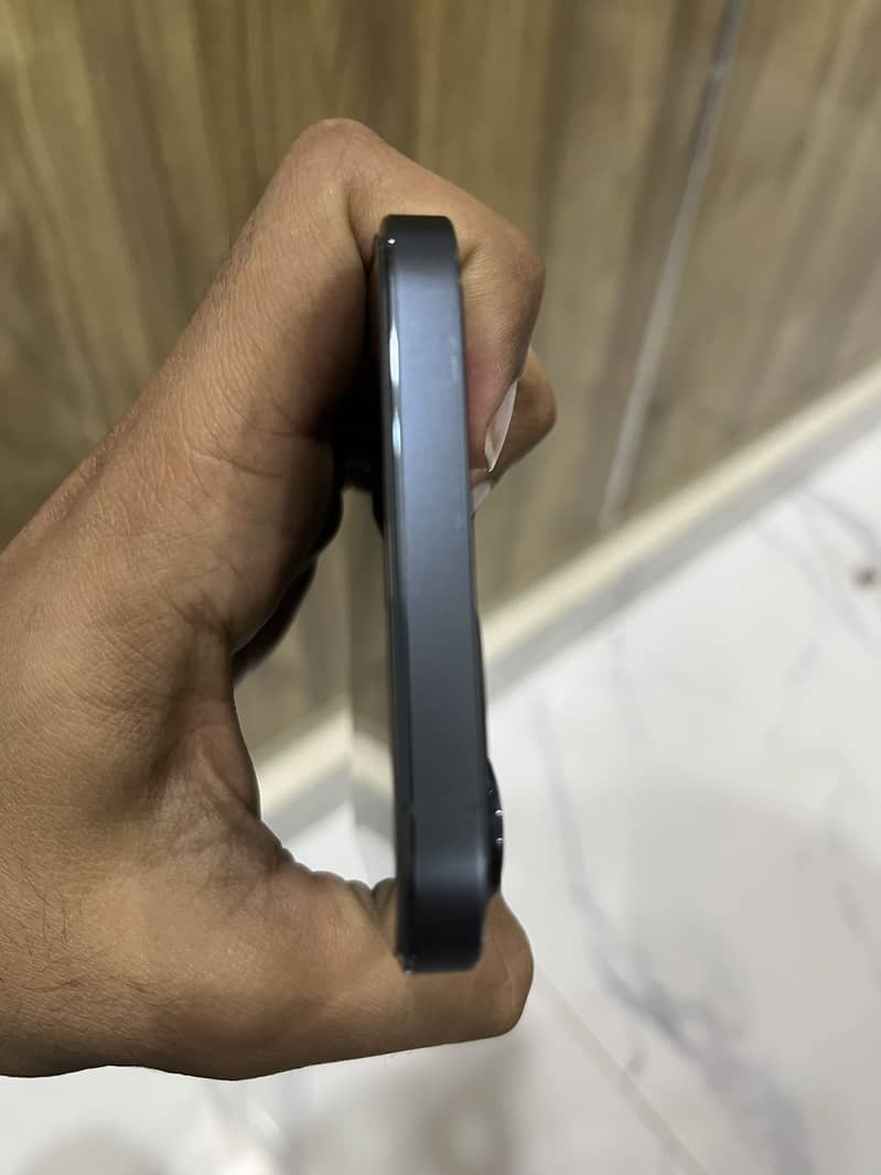 iPhone 12 pro max 6