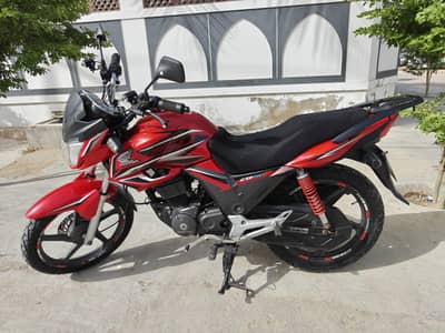 HONDA CB 150F