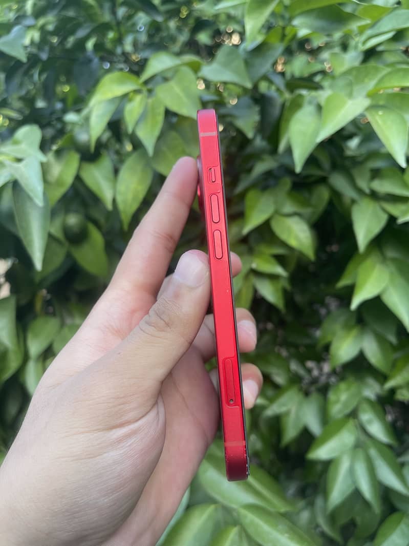 Iphone 13 4