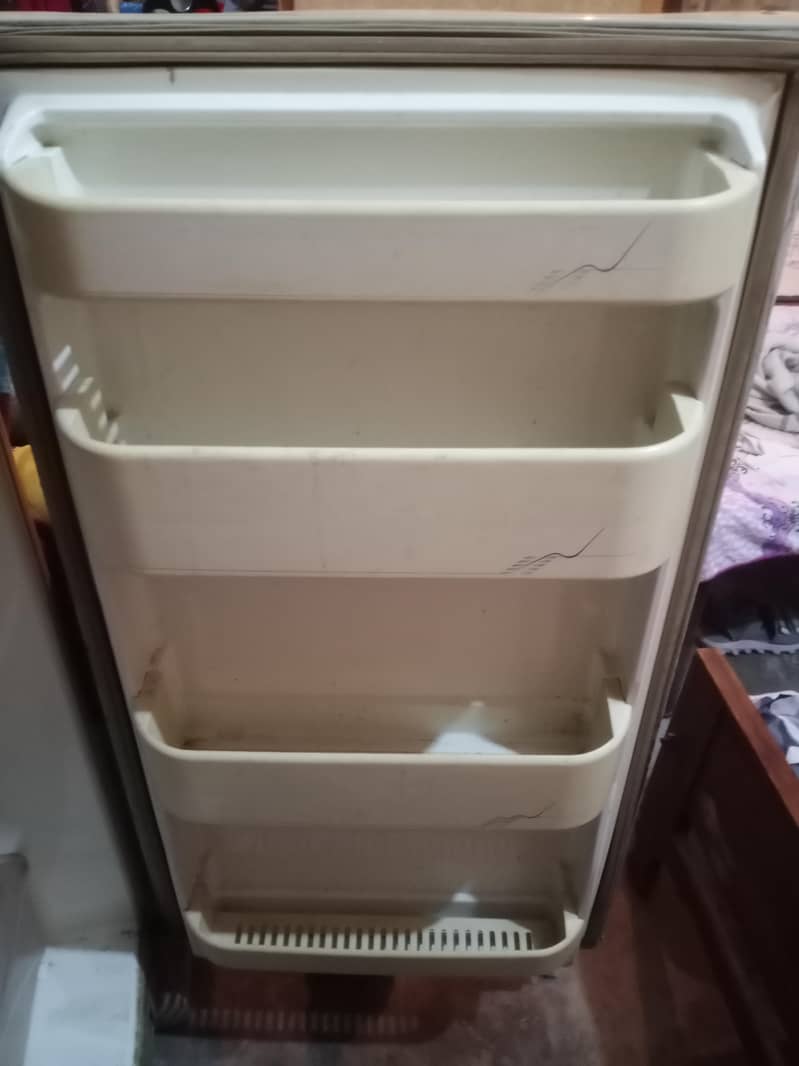 Dawlance Fridge Urgent sale 5