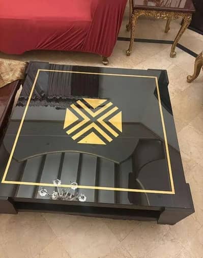 Centre table condition 10 by 10