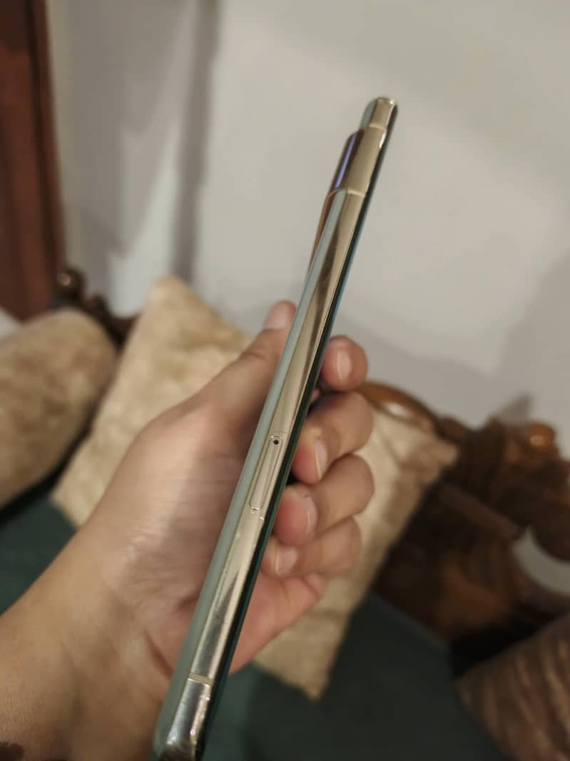 Google Pixel 7 pro 2