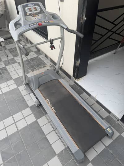 GoldStar Almost New Treadmil 100% Perfect