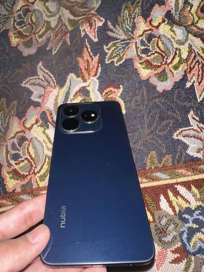 Nubia V60