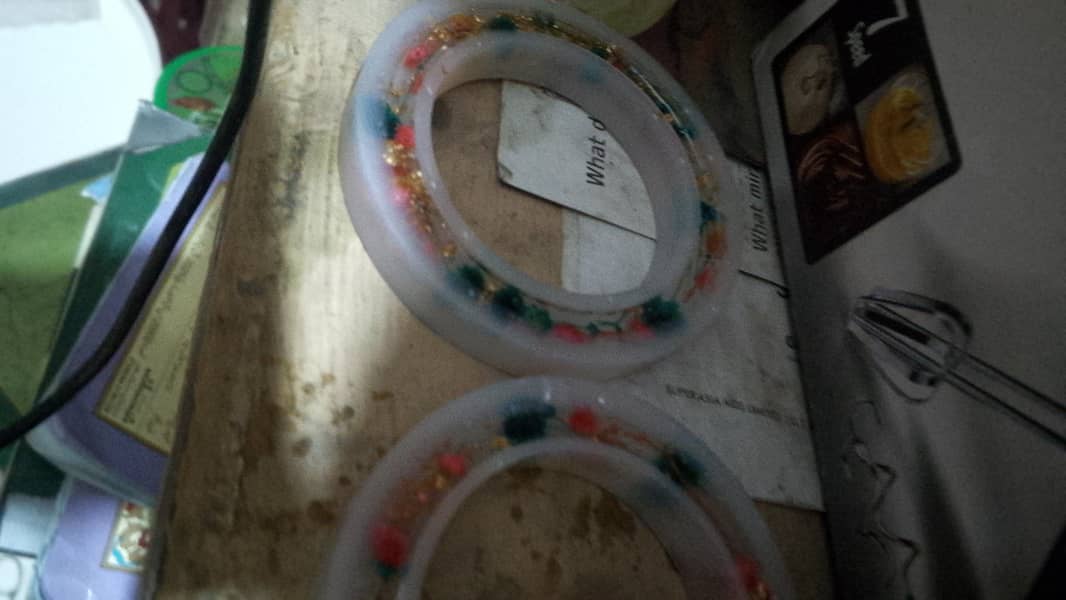 risen lockets 0