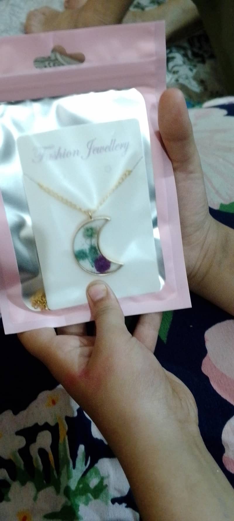risen lockets 12