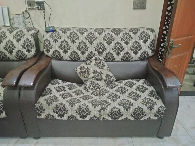 Sofa Set. 6