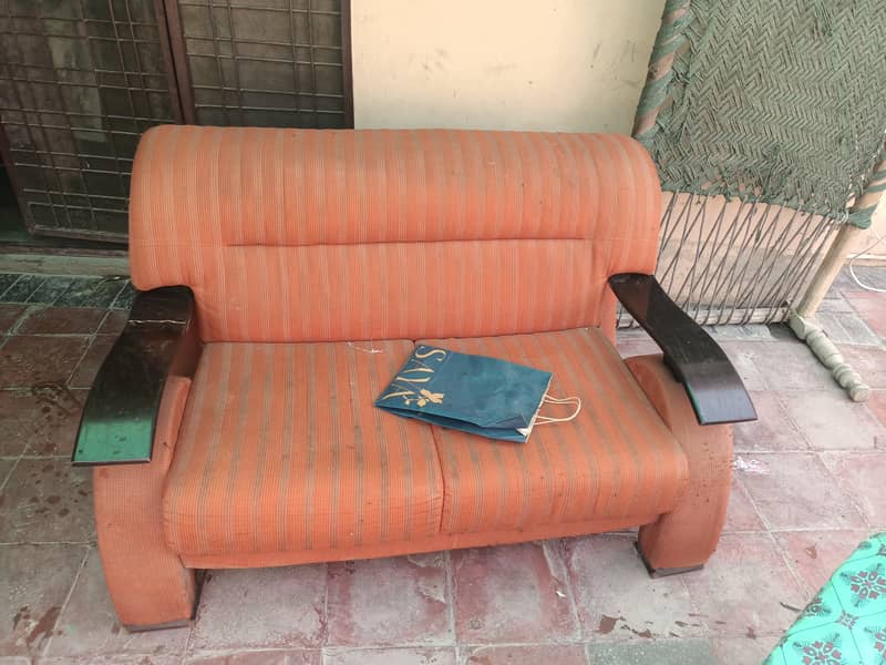 Sofa set 0
