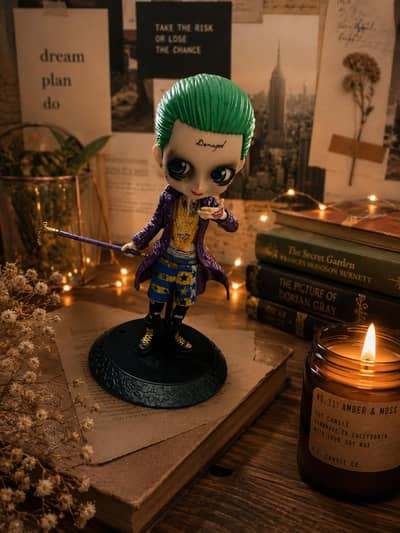 Action figure joker