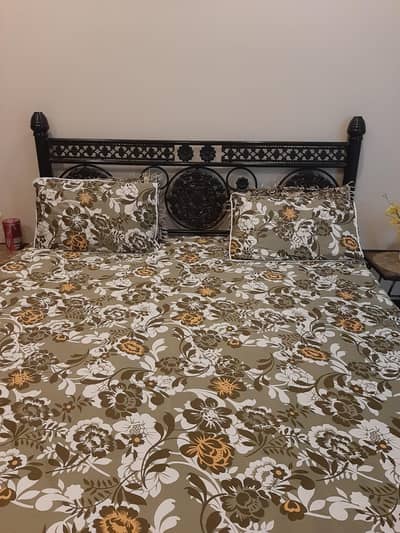Iron bed for sale almost new