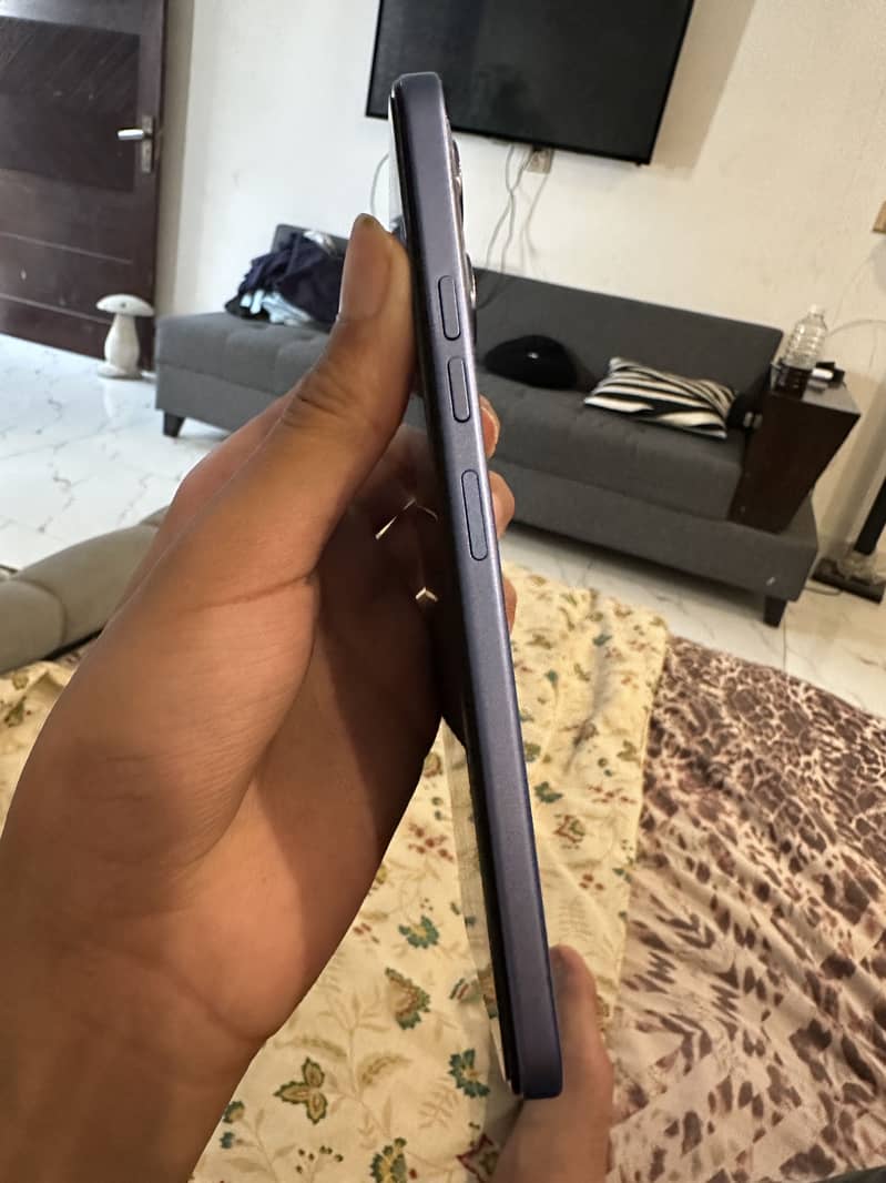 Mobile 3