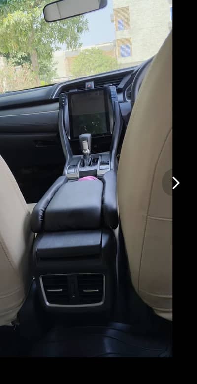 Civic 2018 Full option UG Red meter