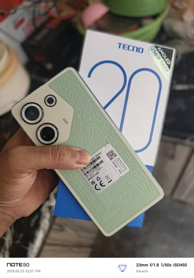 Tecno camon 20 Just like New 8/256 Contact 03452502539