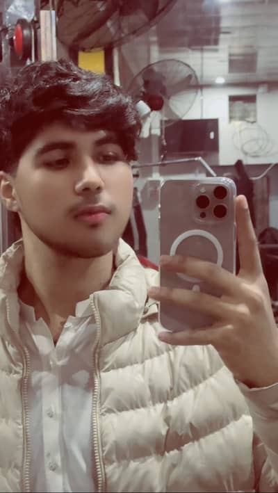 Hamza Khan