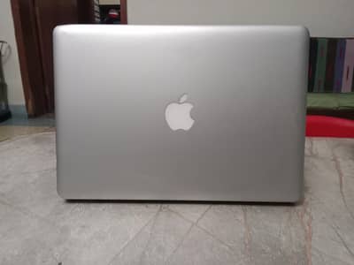 MacBook pro core i5 2012