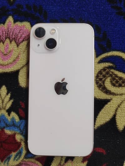 Apple iPhone 13