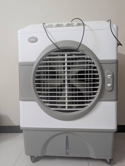 GFC Room Aur cooler 10 by 10 condition