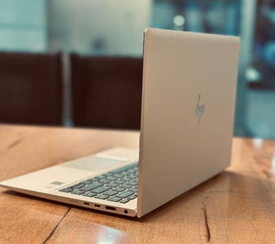 HP Elite book 840 G7 _stroage 8/256 -8Gb RAM