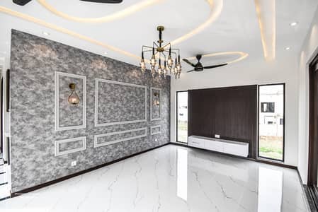 One Kanal House For Rent