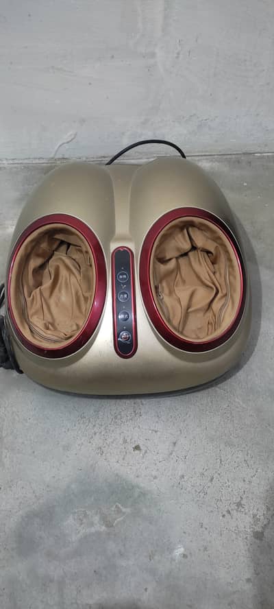 Midnight foot massager