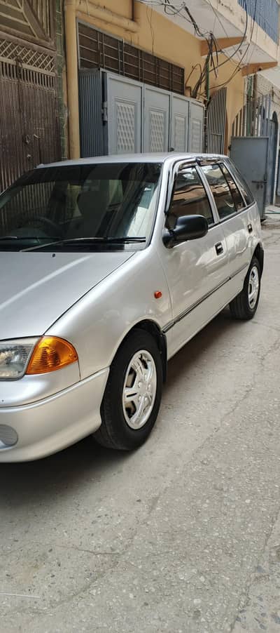 Suzuki Cultus 2005 model
