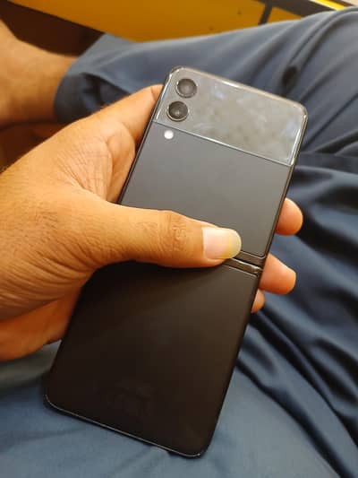 samsung zflip3 non pta  256gb penal dead hai