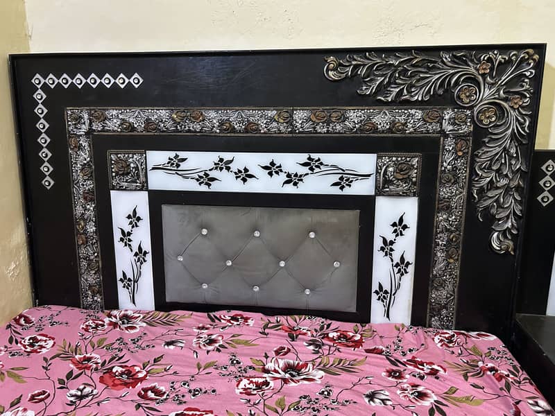 King Size Bed  2