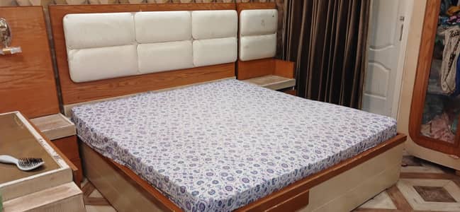 Premium Solid Wood Furniture for Sale – Strong & Durable