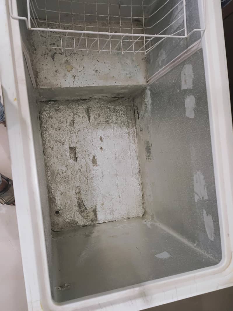 Waves Deep Freezer. 2