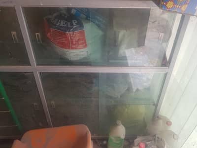 Glass Counter