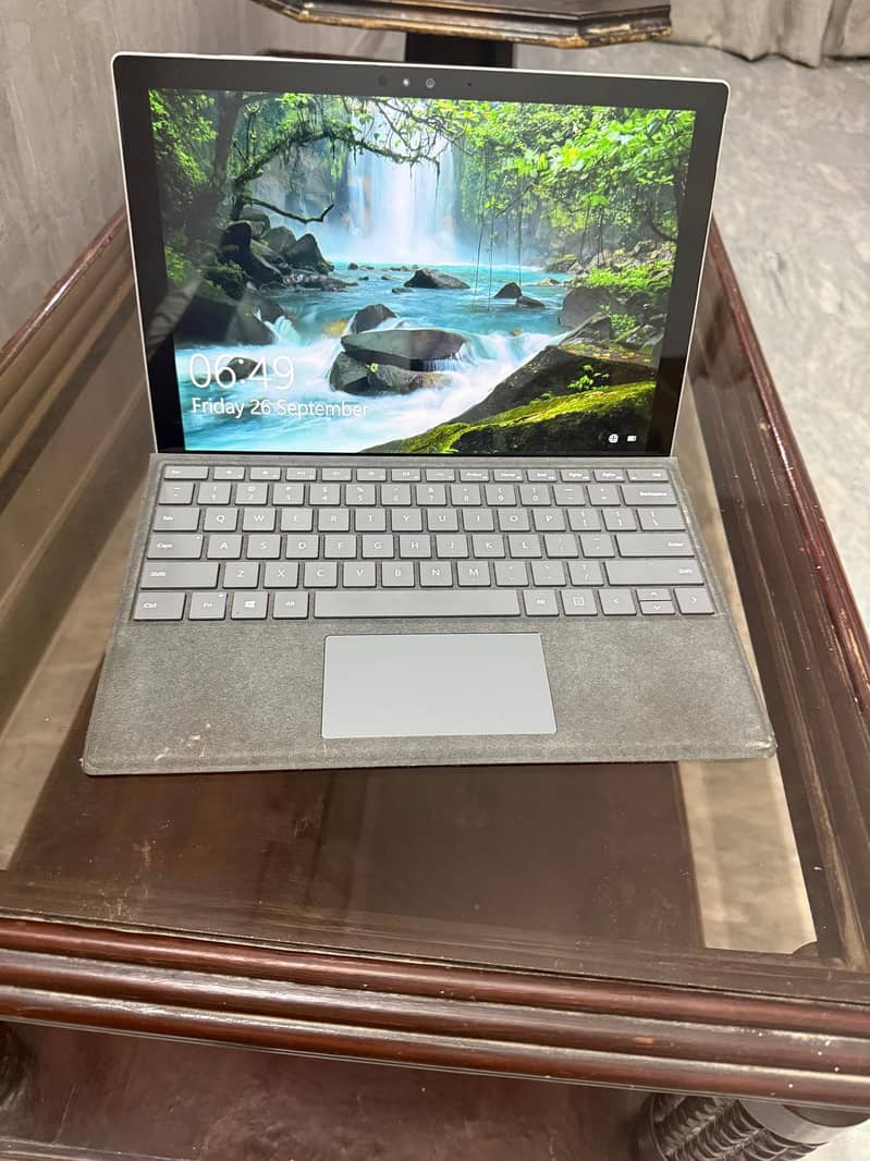 Microsoft Surface Pro 4 2