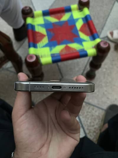 Apple iPhone 16 Pro Max