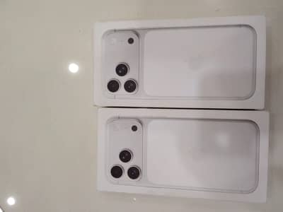 i phone 17 pro max non pta  . max silver ha 256 gb
