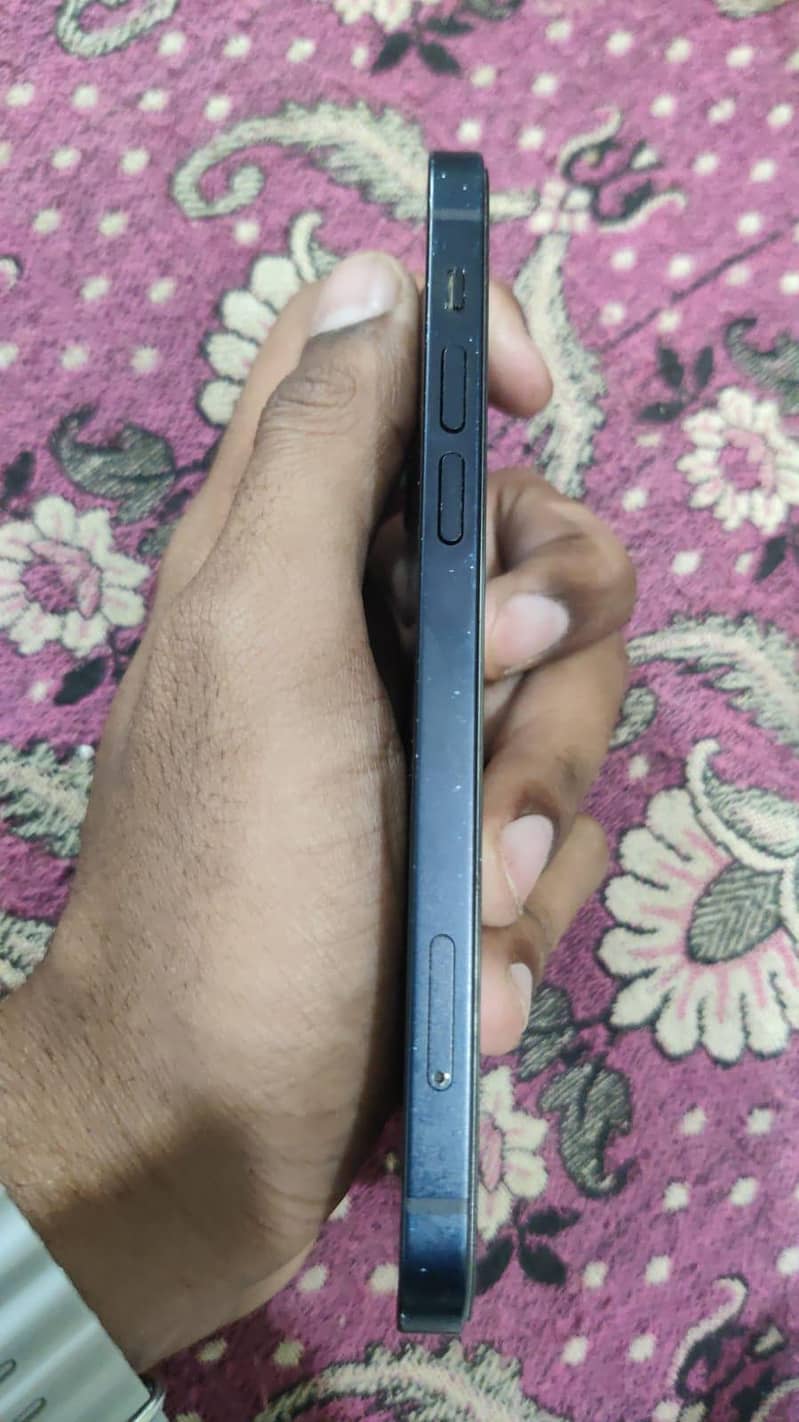 iphone 12 2