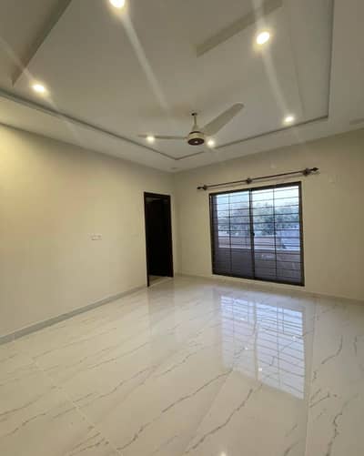 4-Bed Corner Apartment on Rent