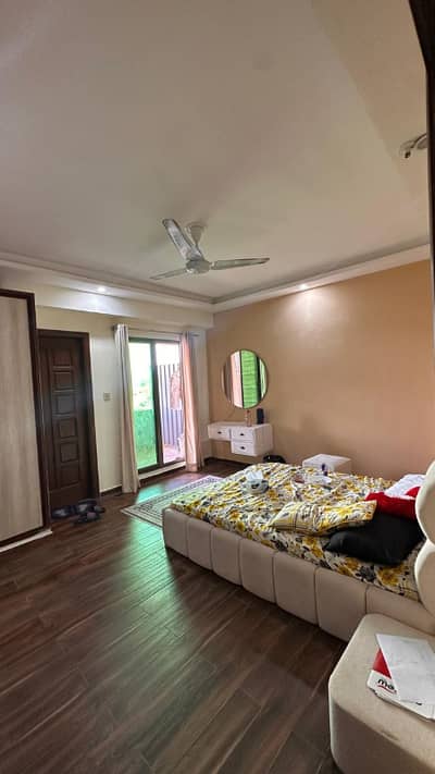 D17 2 St 48 House 6 Beds 2 Kitchen Gas
