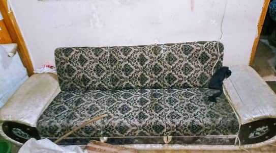 Sofa come bed white & black color
