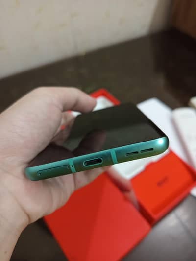 selling mobile phone