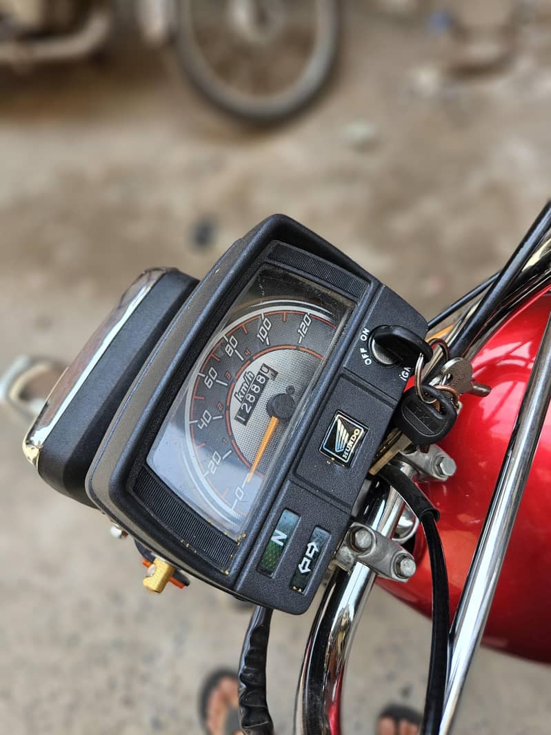 HONDA CD70 1