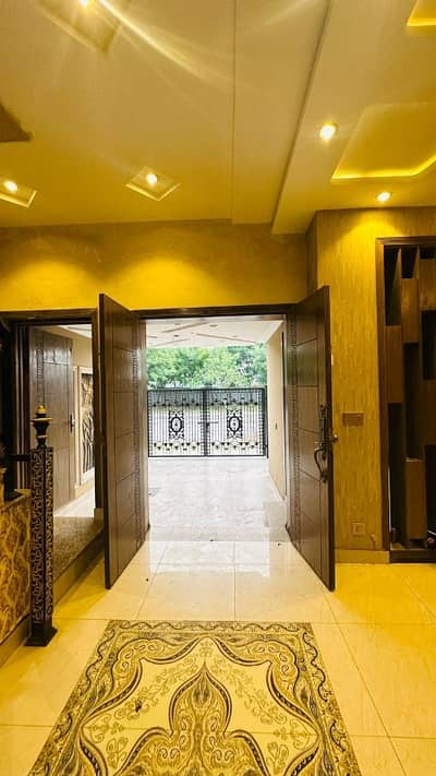 5 Marla Like New House For Rent