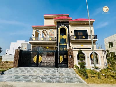 10 MARLA NEW BRAND DOUBLE STORY HOUSE AVAILABLE FOR SALE, IN CITI HOUSING GUJRANWALA ON PRIME LOCATION.