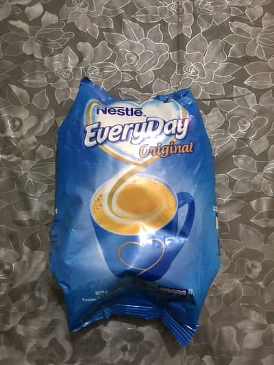 Nestlé EveryDay Powder Tea Whitener (850g) - Brand New Packet