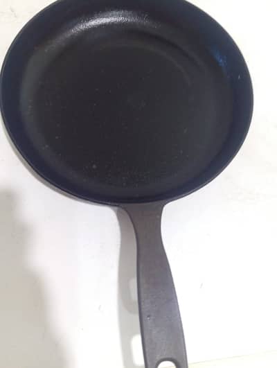 Cast Iron 10-Inch Pan | Original USA Imported