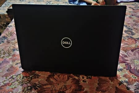 Dell Latitude 7390 core i3 8th generation sim supported