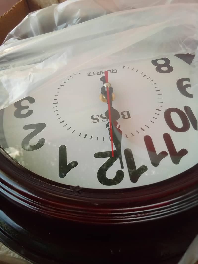 Brand New Boss Quartz Wall Clock – Box Packed, Unused 1
