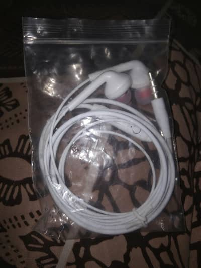 stylish earphone