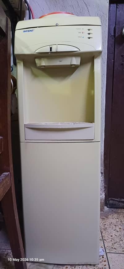 "WATER DISPENSER"