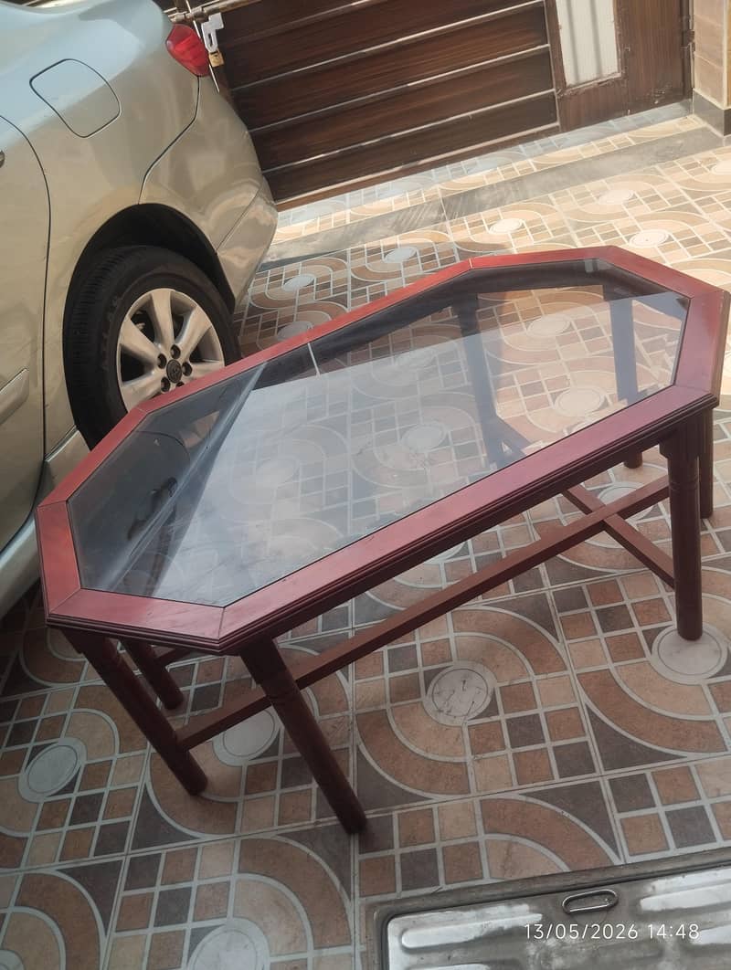 IKEA Coffee Table 0