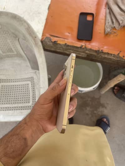 iphone 13 pro max 128gb dot screen see pics